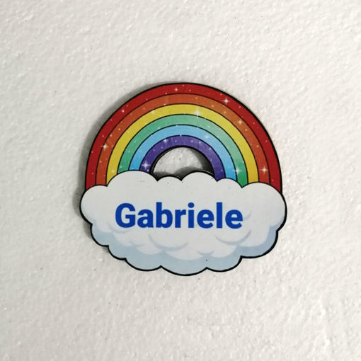 Immagine di Calamita in legno a forma di arcobaleno con nome
