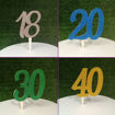 Immagine di Cake Topper in Legno Personalizzato con numero degli anni
