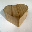 Immagine di Cofanetto in Legno a forma di Cuore