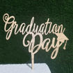 Immagine di Cake Topper in Legno "Graduation Day"