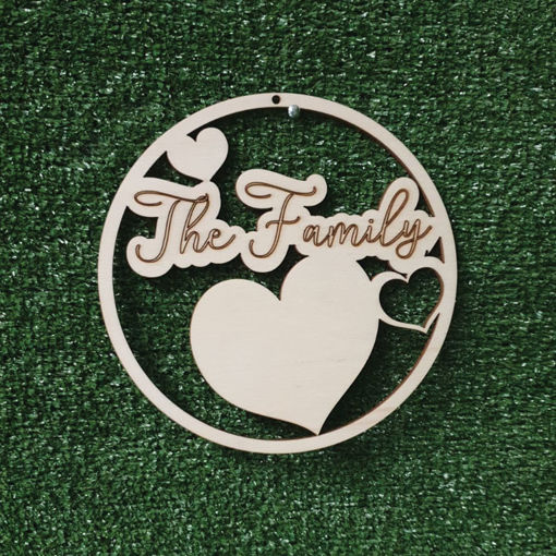 Immagine di Dietro Porta in Legno con scritta "The Family"