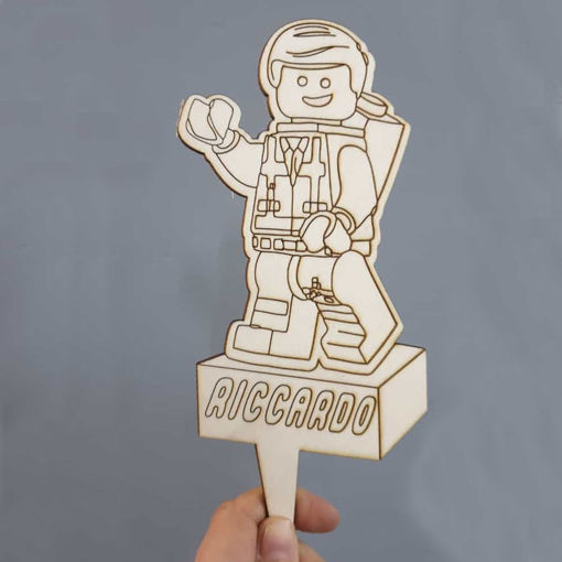 Cake Topper in legno personalizzato con personaggio