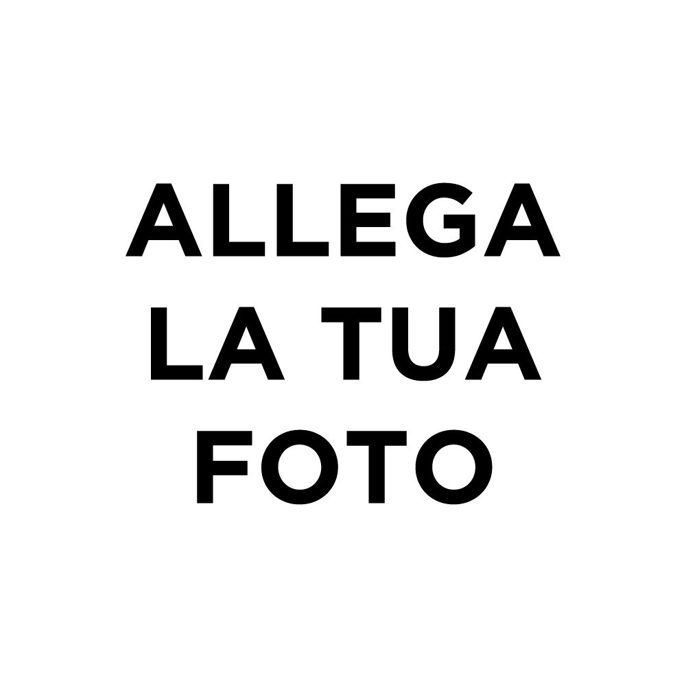 Allega la tua foto