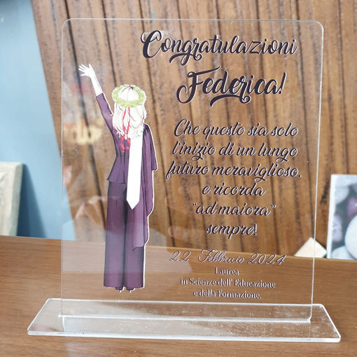 Cornice in Plexiglass per Laurea
